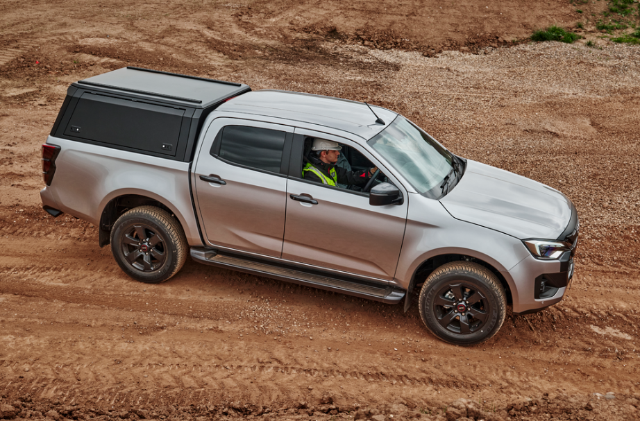 ISUZU D-MAX V-CROSS COMMERCIAL