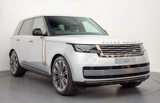 4.4 P615 V8 SV AUTO 4WD EURO 6 (s/s) 5DR