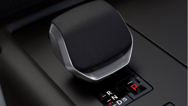 Discovery automatic gear stick