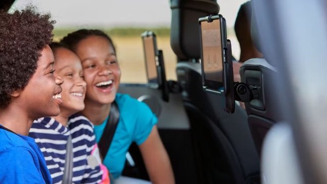 Discovery children in back seats