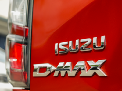 Isuzu D-Max V-Cross: Luxury Meets Rugged Capability