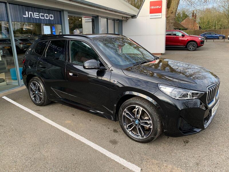BMW iX1