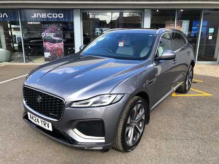 JAGUAR F-PACE
