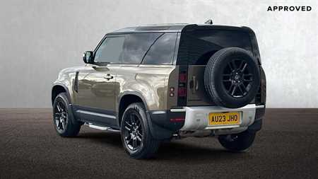 DEFENDER