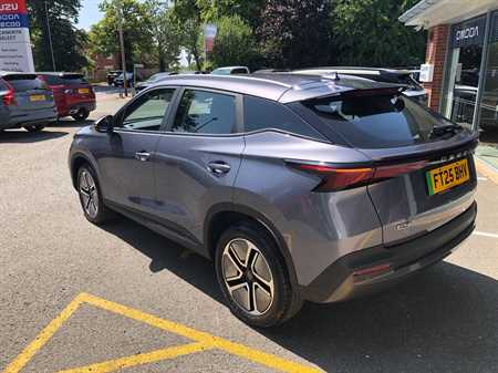 OMODA E5