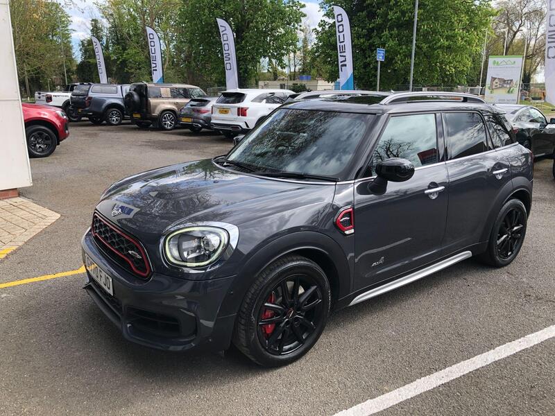 MINI COUNTRYMAN