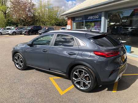 KIA XCEED