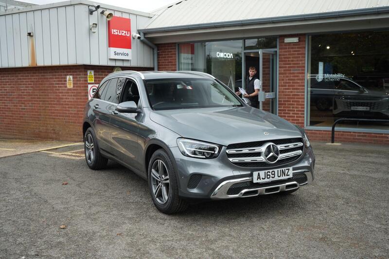MERCEDES-BENZ GLC