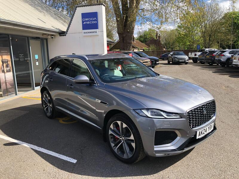 JAGUAR F-PACE