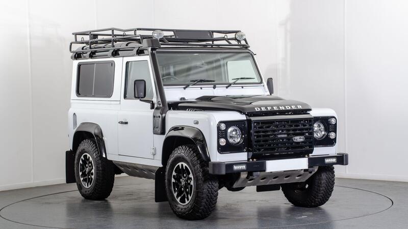 DEFENDER 90