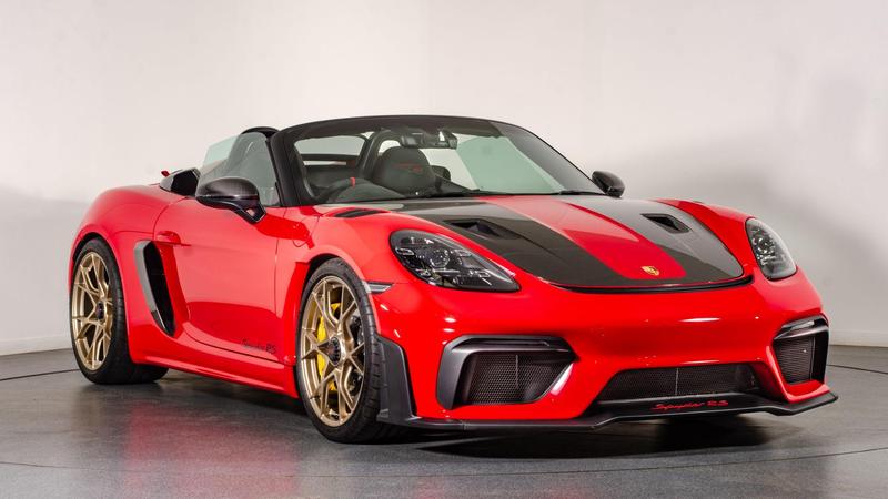 PORSCHE 718 Spyder